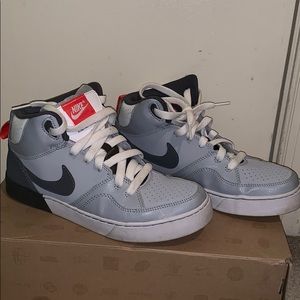 Nike Court Tranxition